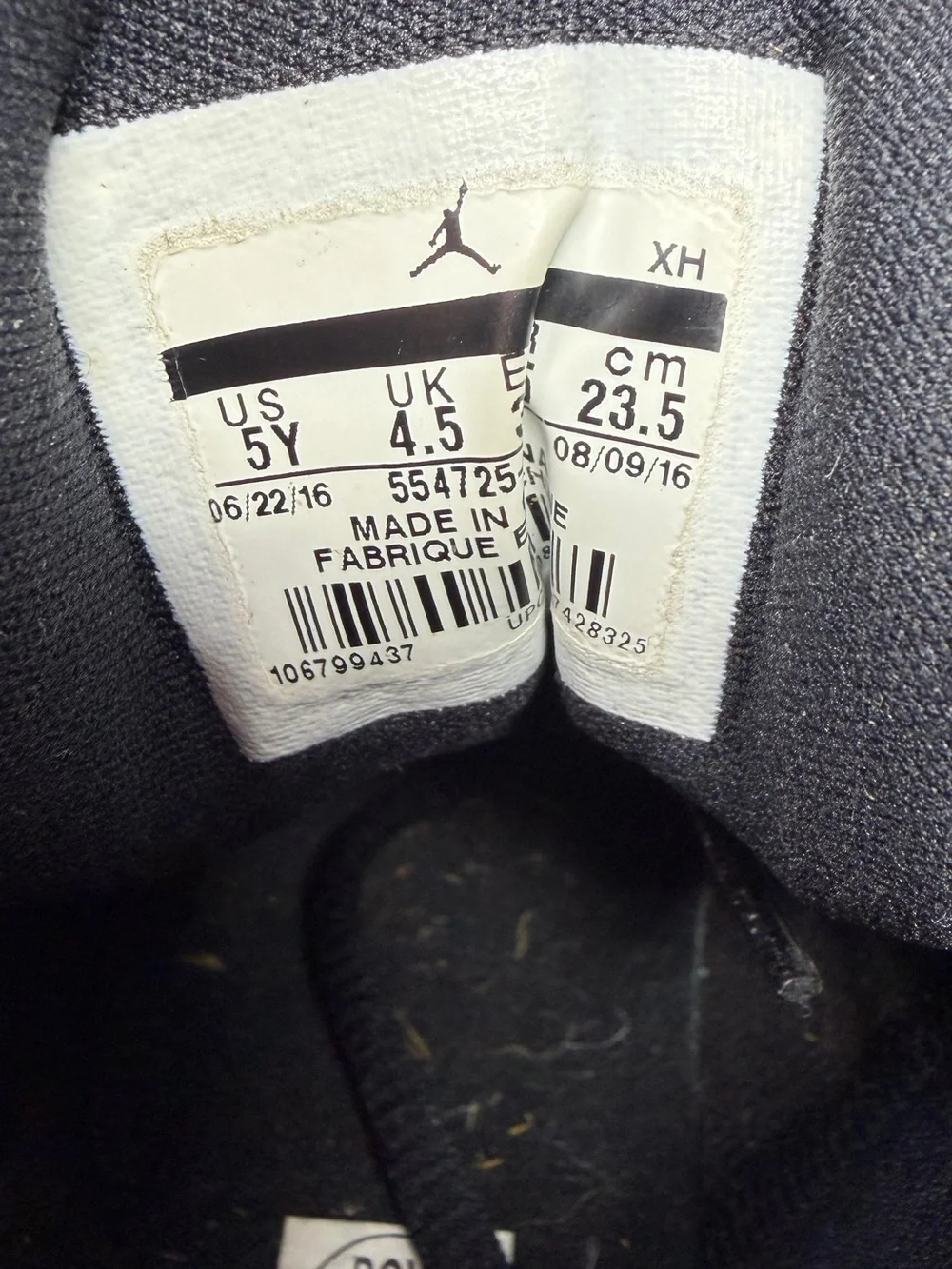 Nike Air Jordan 1 Mid Kids Black Leather Sneakers Sz. 5y